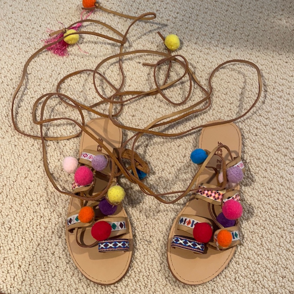 Pom Pom Strappy Sandals